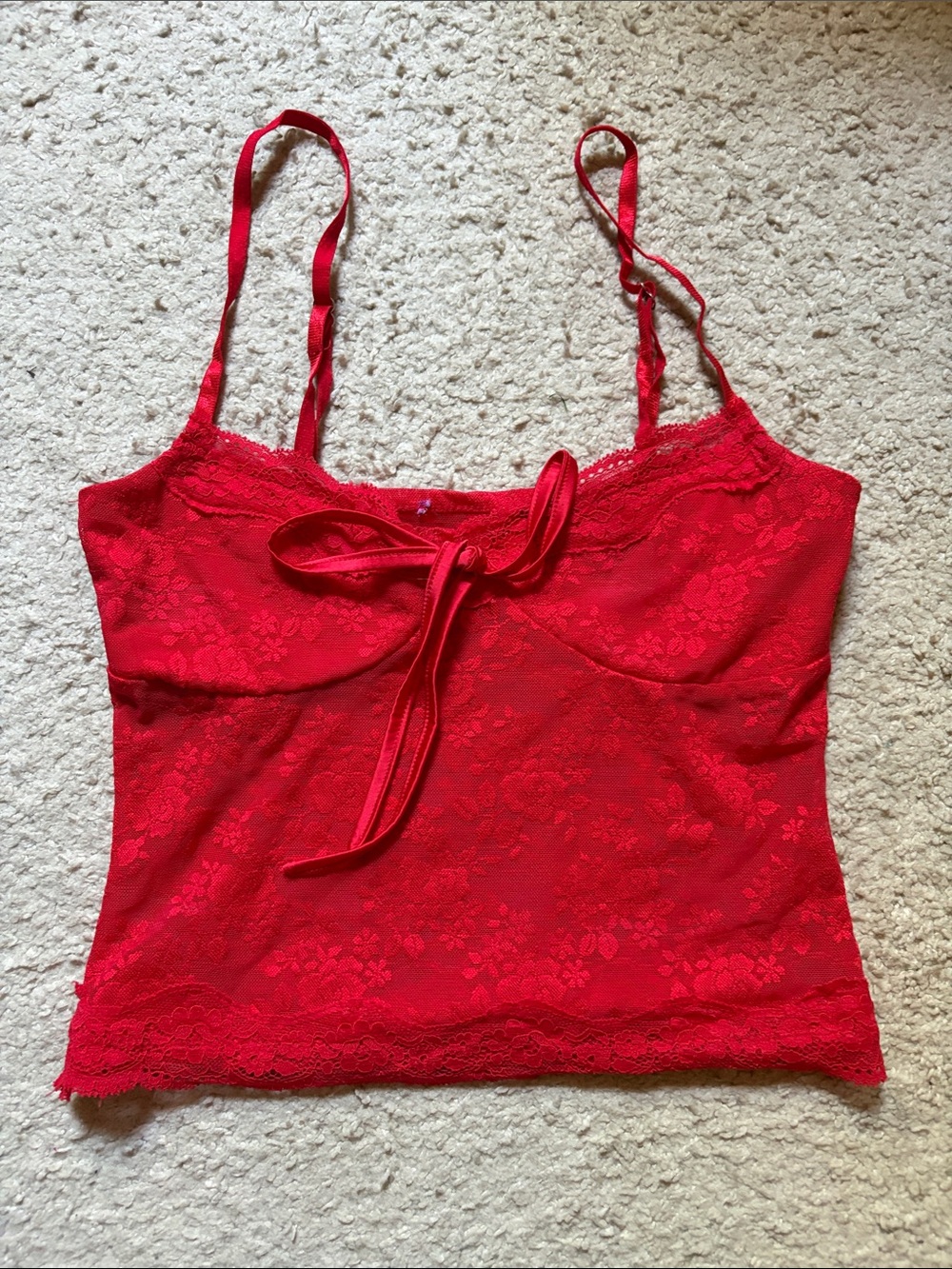 Red lace going out tank top. Adjustable straps!